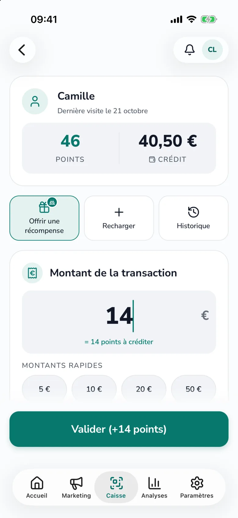 Écran caisse PassPartout : Camille, 46 points, 14 € saisis, 14 points à créditer et bouton Valider (+14 points)